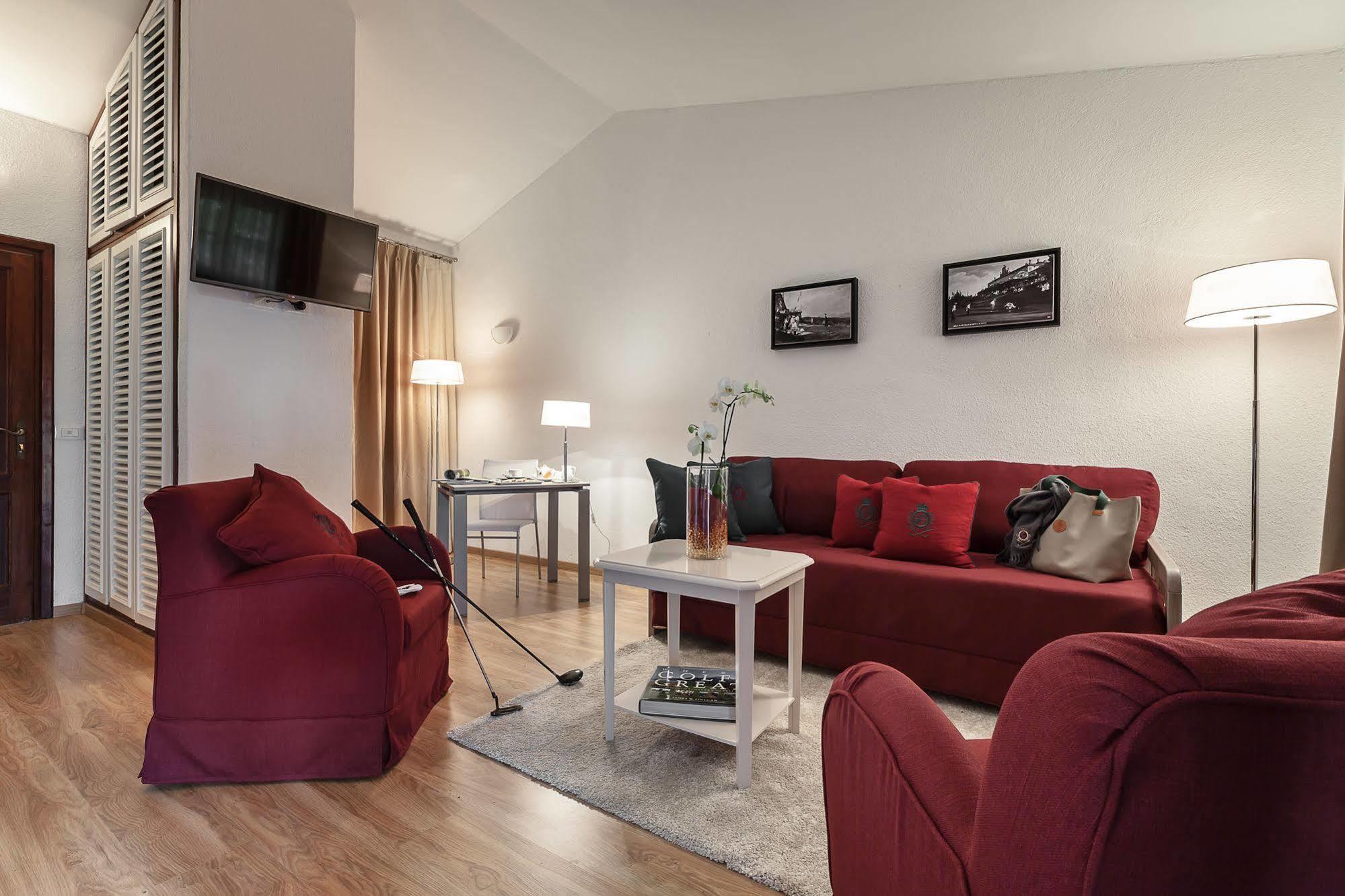 Lodge Golf Villa D'Este Montorfano エクステリア 写真